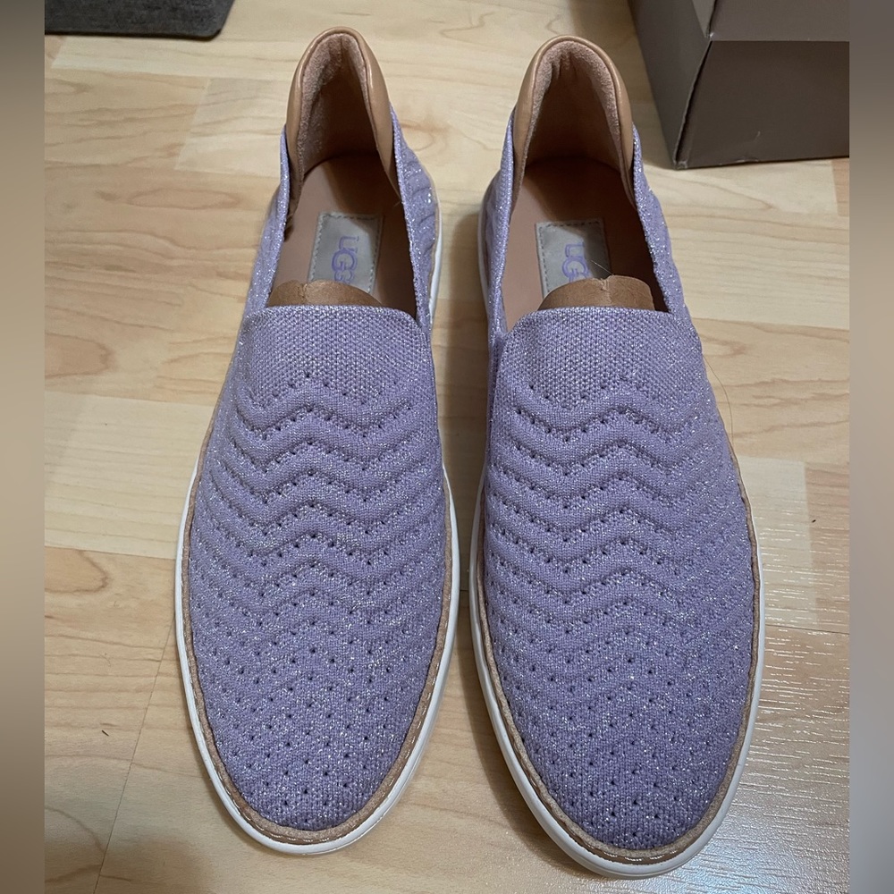 NWT Ugg Sammy Slip On Sneakers
